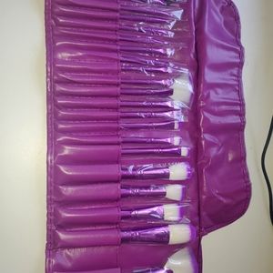 22 PC brush set
